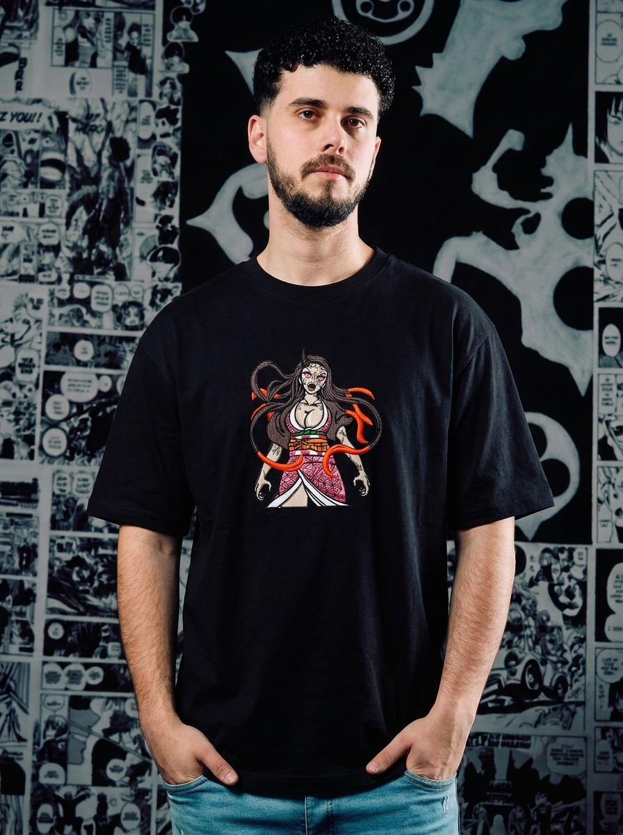 Water Surface Slash Embroidered Tee - Black